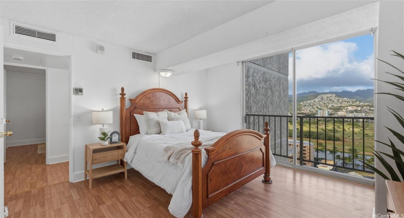 Honolulu, Oahu, 96815, United States, 3 Bedrooms Bedrooms, ,1 BathroomBathrooms,Residential,For Sale,2045734