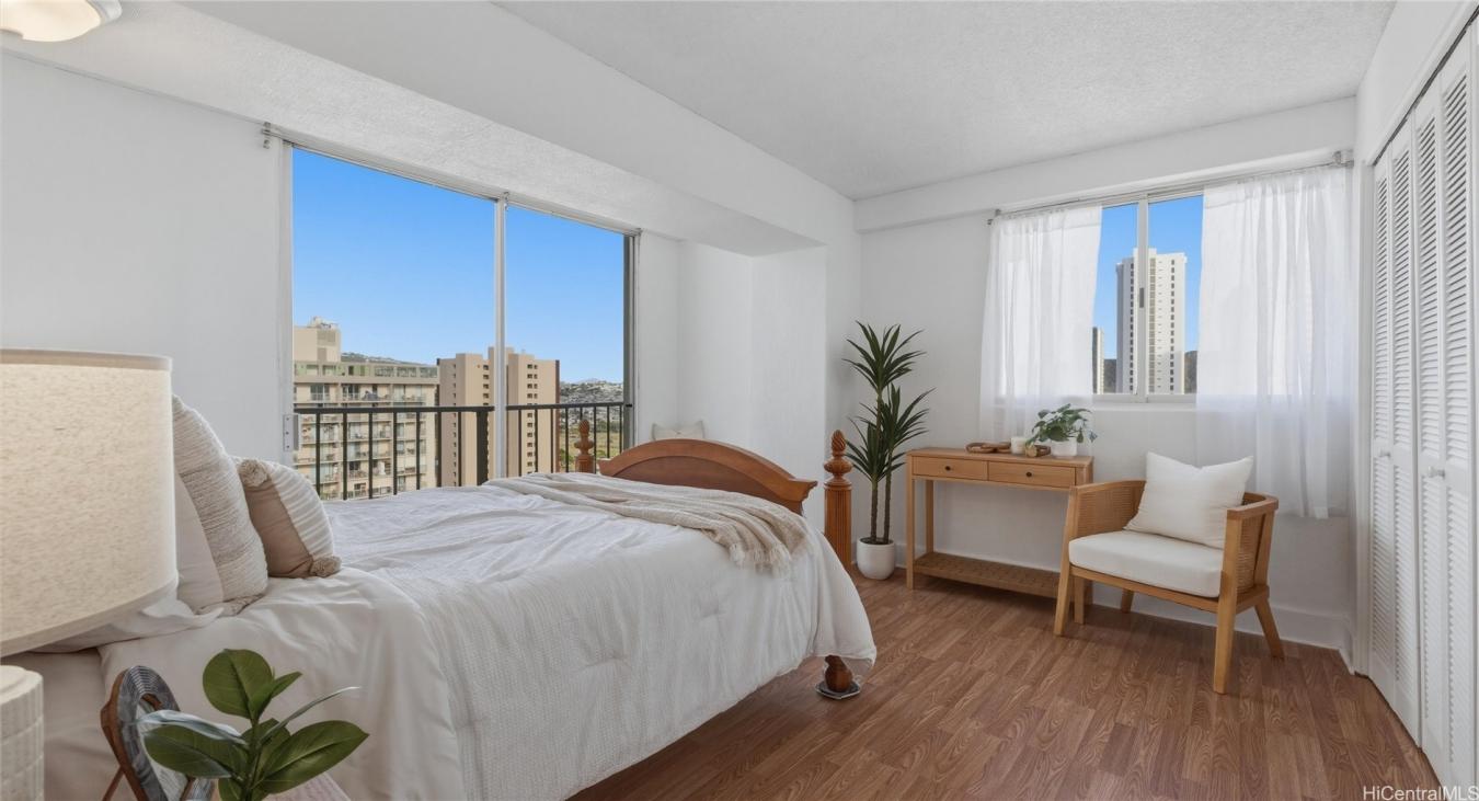 Honolulu, Oahu, 96815, United States, 3 Bedrooms Bedrooms, ,1 BathroomBathrooms,Residential,For Sale,2045734