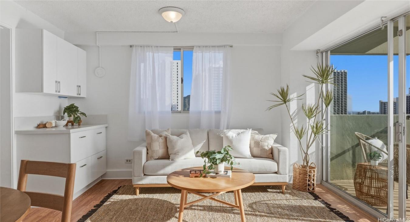 Honolulu, Oahu, 96815, United States, 3 Bedrooms Bedrooms, ,1 BathroomBathrooms,Residential,For Sale,2045734