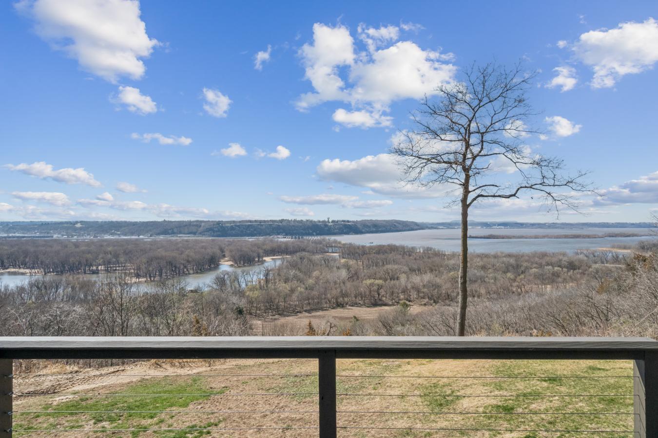 Hazel Green, Grant, 53811, United States, 4 Bedrooms Bedrooms, ,3 BathroomsBathrooms,Residential,For Sale,2045627