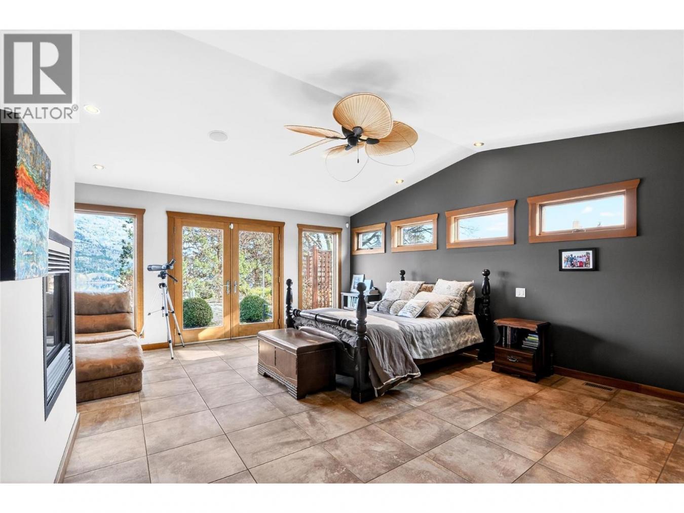 Kaleden, BC, V0H1K0, Canada, 6 Bedrooms Bedrooms, ,5 BathroomsBathrooms,Residential,For Sale,2045733