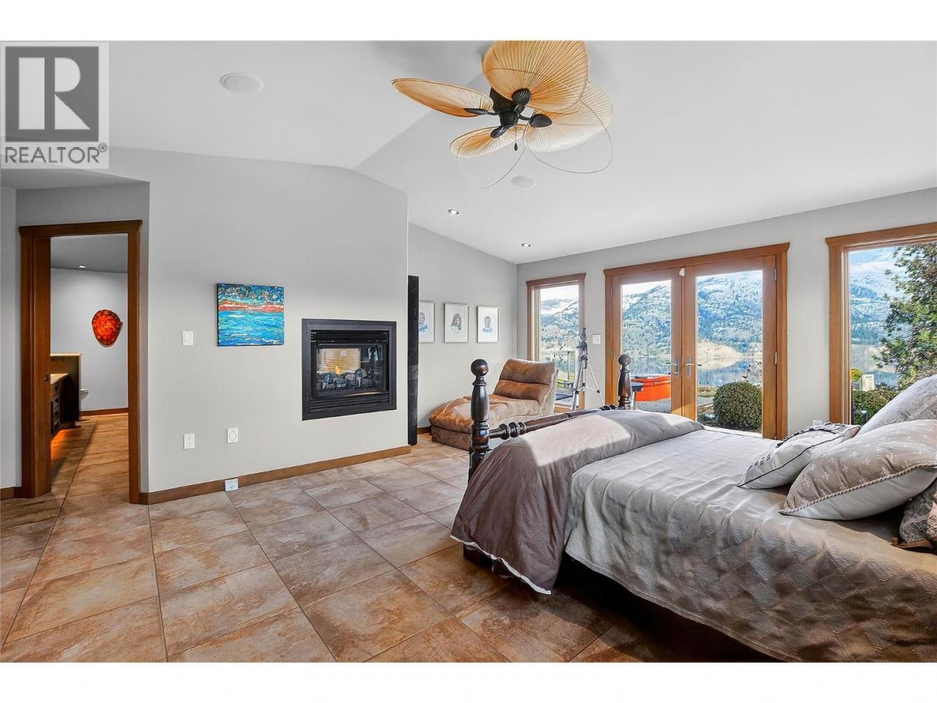 Kaleden, BC, V0H1K0, Canada, 6 Bedrooms Bedrooms, ,5 BathroomsBathrooms,Residential,For Sale,2045733