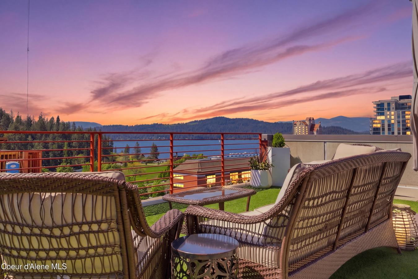 Coeur d'Alene, Kootenai, 83814, United States, 3 Bedrooms Bedrooms, ,2 BathroomsBathrooms,Residential,For Sale,2045729