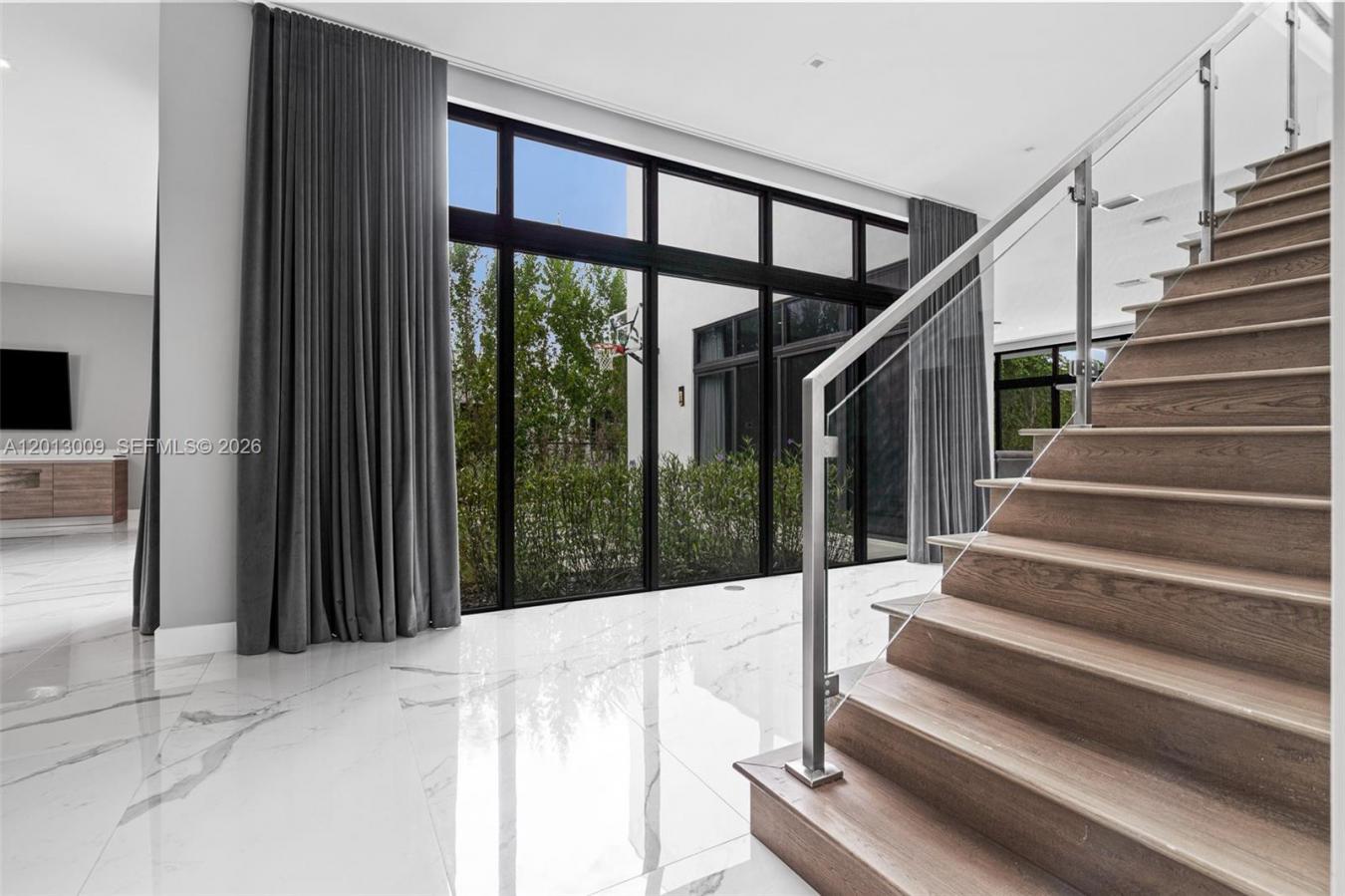 Welcome to the areas, exclusively modern &amp; gated communities. – image 10