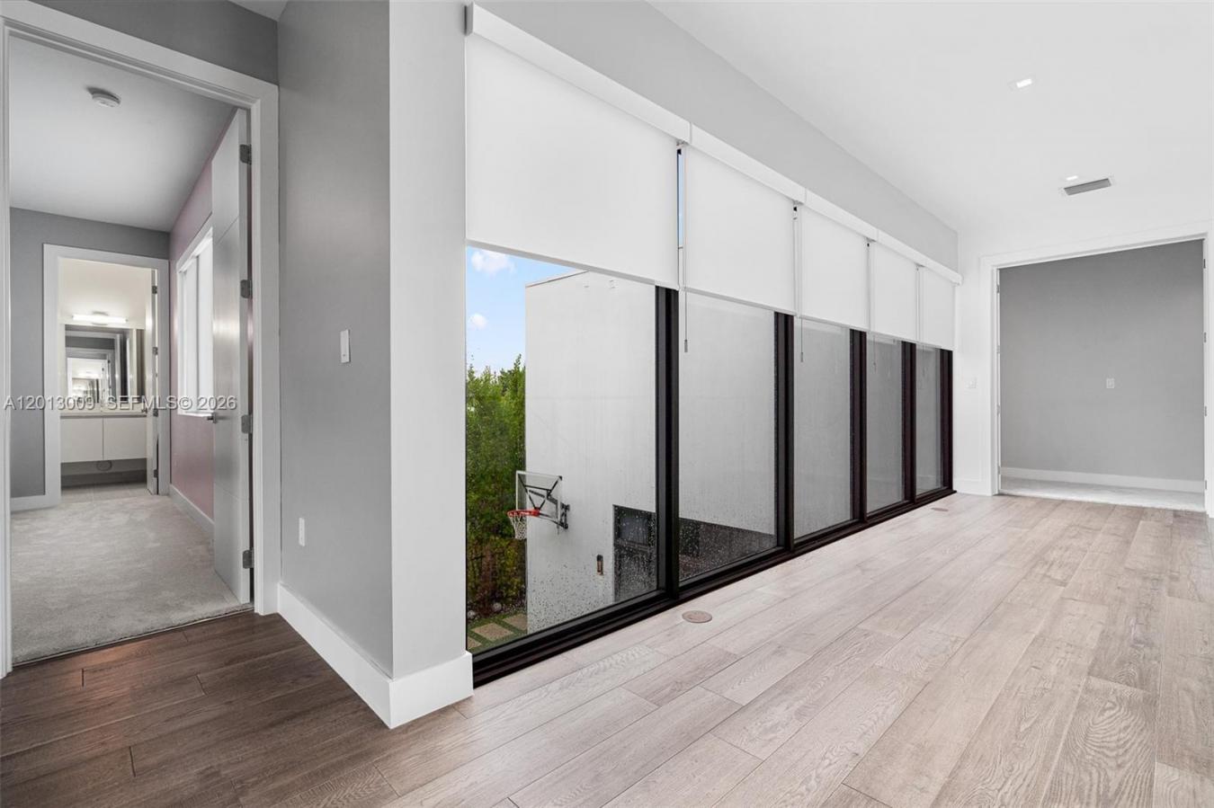 Welcome to the areas, exclusively modern &amp; gated communities. – image 19