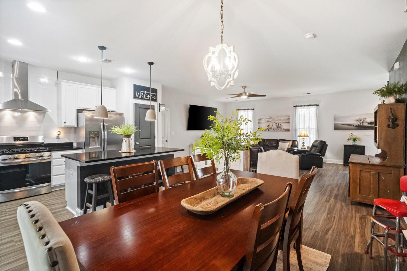 Huger, Berkeley, 29450, United States, 3 Bedrooms Bedrooms, ,2 BathroomsBathrooms,Residential,For Sale,2045726