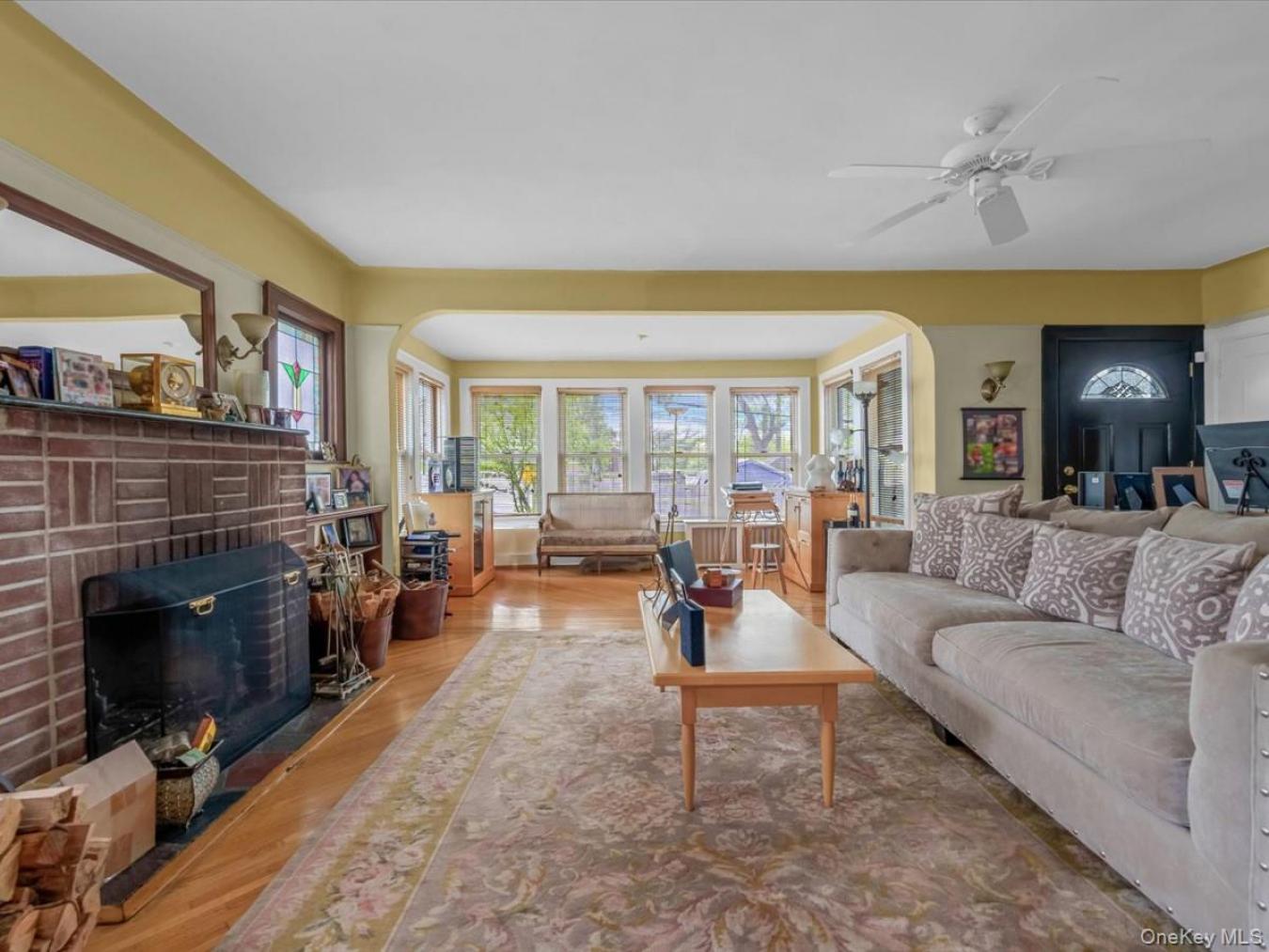 Great Neck, Nassau County, 11020, United States, 4 Bedrooms Bedrooms, ,2 BathroomsBathrooms,Residential,For Sale,2045724