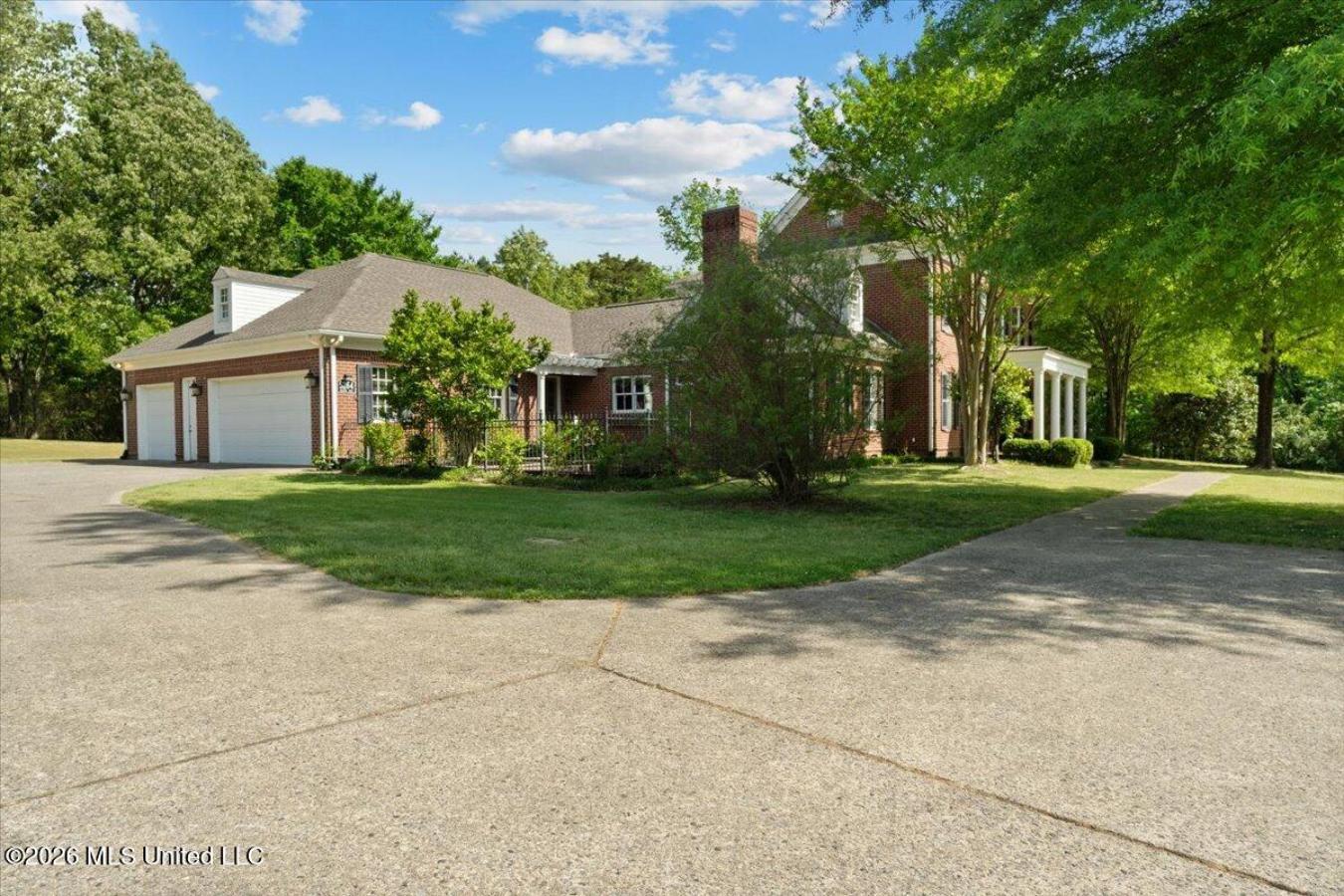 Olive Branch, DeSoto, 38654, United States, 5 Bedrooms Bedrooms, ,4 BathroomsBathrooms,Residential,For Sale,2045722