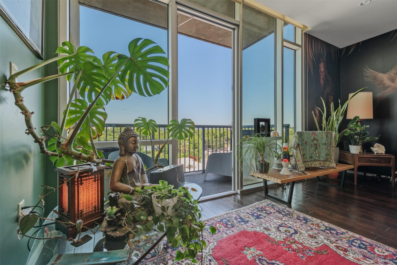 Austin, Travis, 78704, United States, 2 Bedrooms Bedrooms, ,2 BathroomsBathrooms,Residential,For Sale,2045721