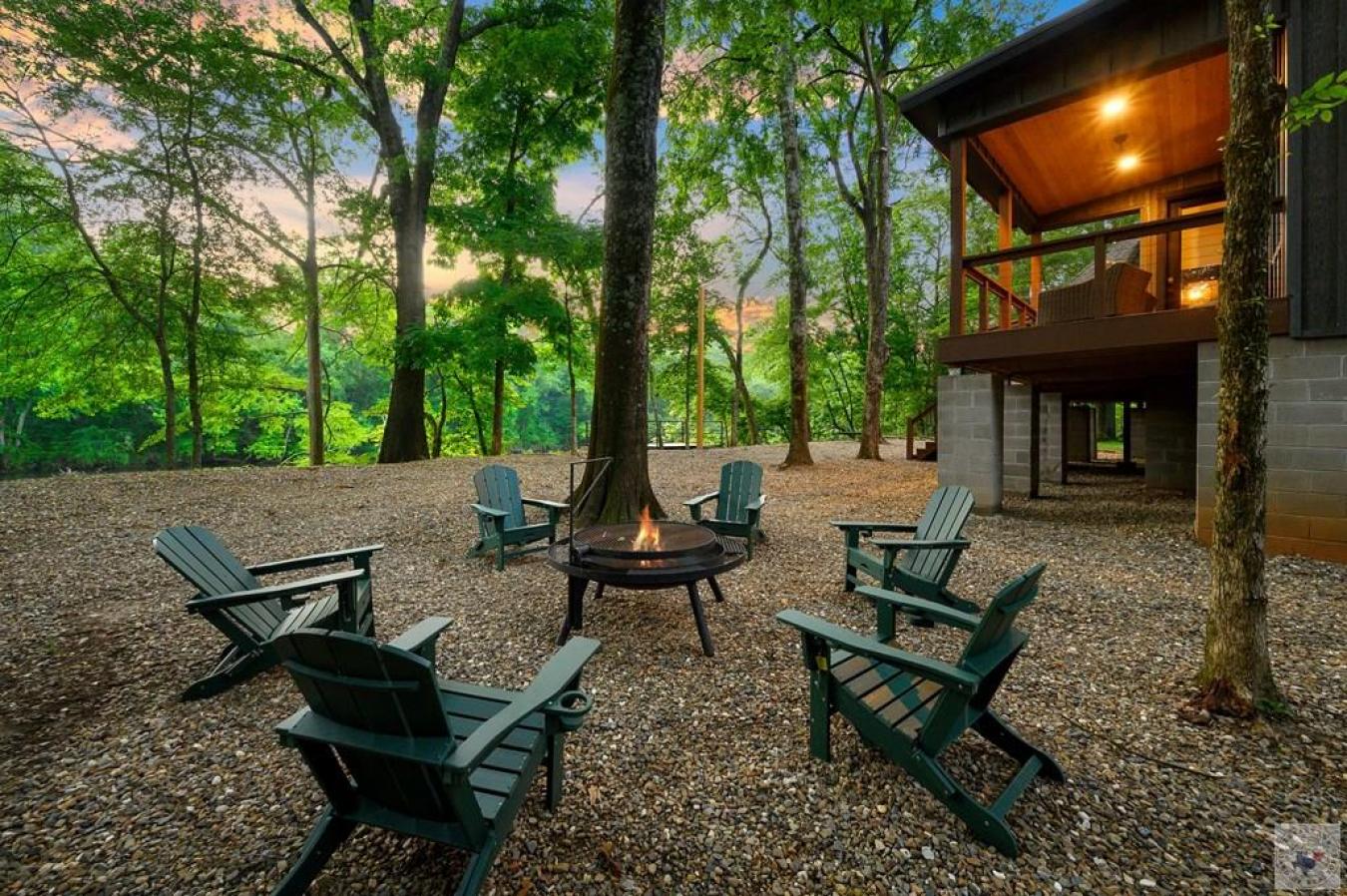 Broken Bow, McCurtain, 74728, United States, 3 Bedrooms Bedrooms, ,3 BathroomsBathrooms,Residential,For Sale,2045720