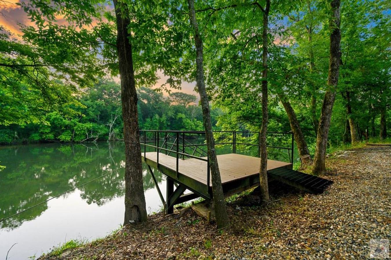 Broken Bow, McCurtain, 74728, United States, 3 Bedrooms Bedrooms, ,3 BathroomsBathrooms,Residential,For Sale,2045720
