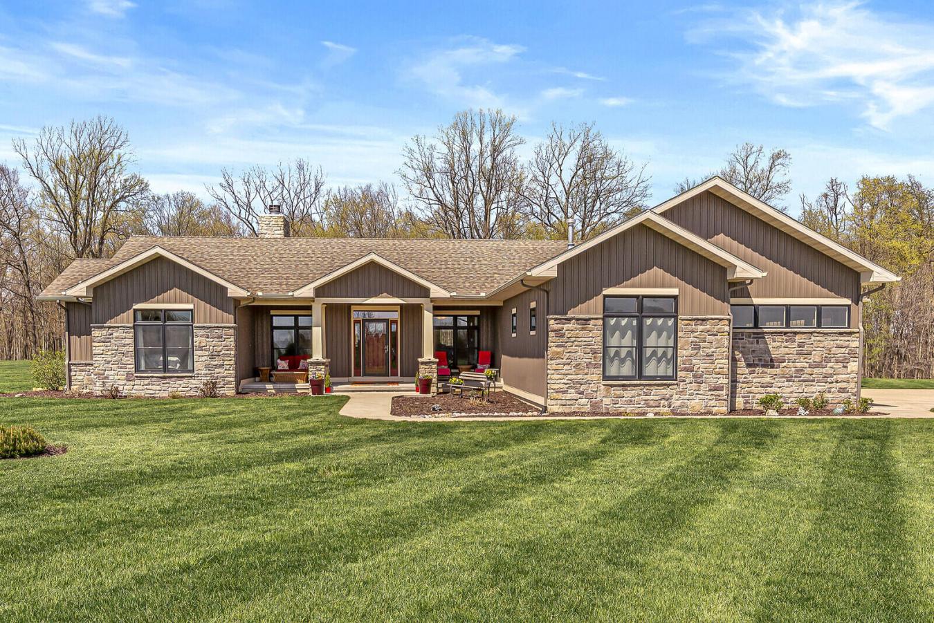 Berrien Springs, Berrien, 49103, United States, 3 Bedrooms Bedrooms, ,2 BathroomsBathrooms,Residential,For Sale,2045719
