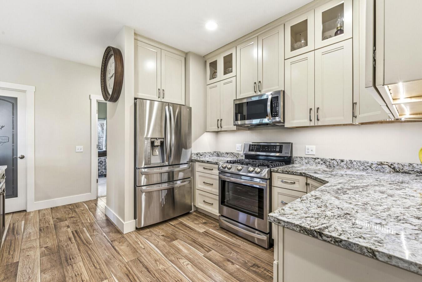 Berrien Springs, Berrien, 49103, United States, 3 Bedrooms Bedrooms, ,2 BathroomsBathrooms,Residential,For Sale,2045719