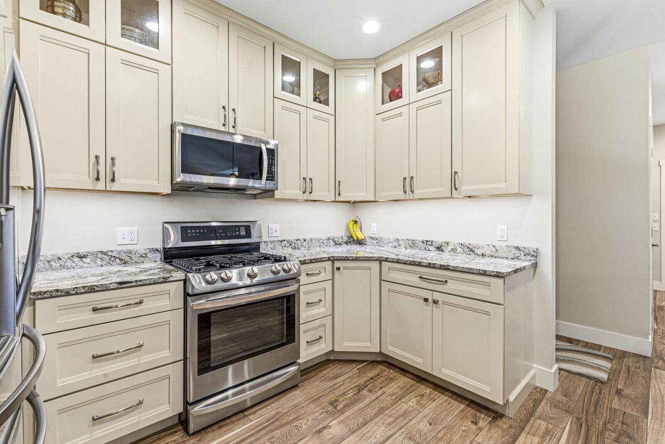 Berrien Springs, Berrien, 49103, United States, 3 Bedrooms Bedrooms, ,2 BathroomsBathrooms,Residential,For Sale,2045719