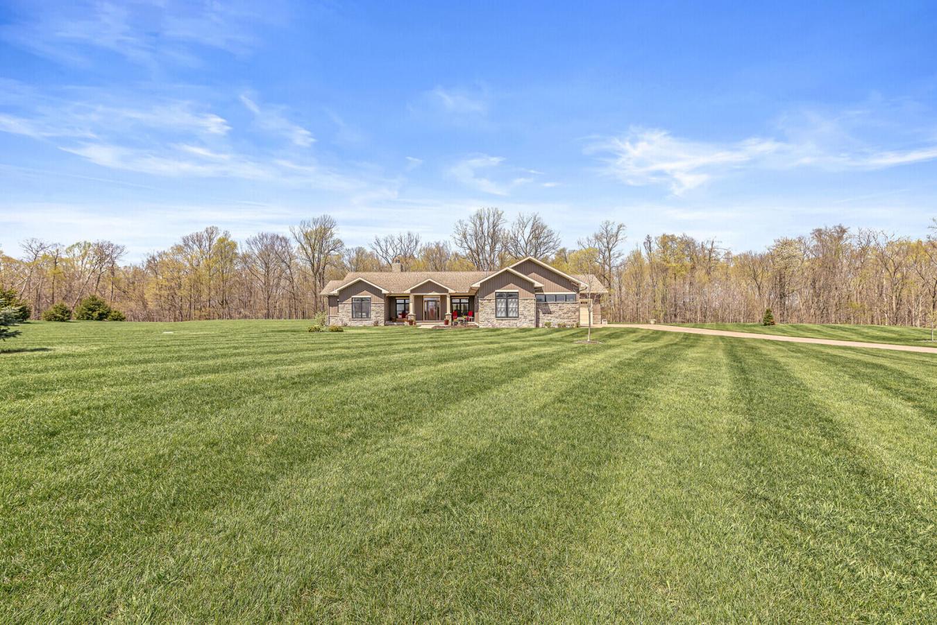 Berrien Springs, Berrien, 49103, United States, 3 Bedrooms Bedrooms, ,2 BathroomsBathrooms,Residential,For Sale,2045719