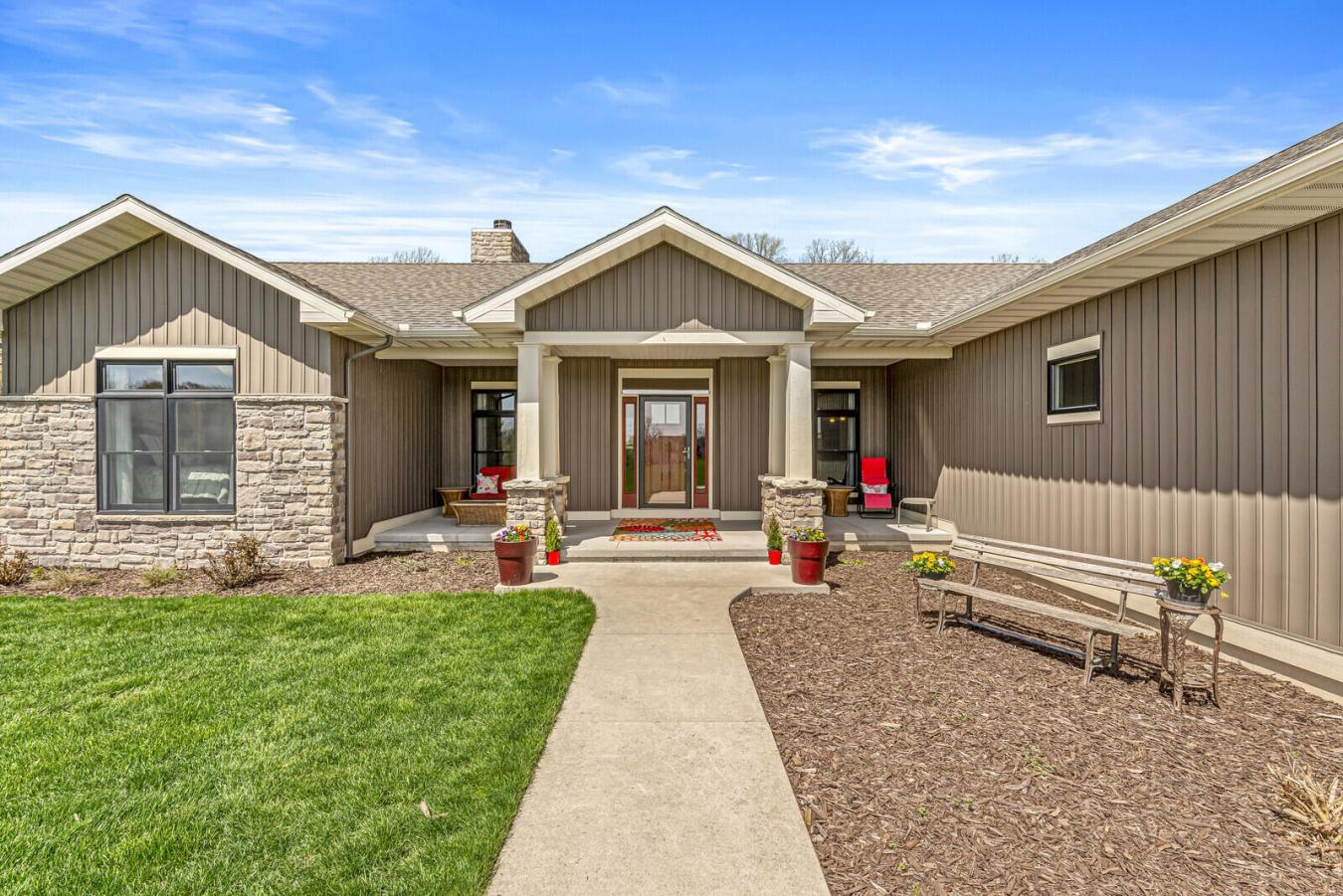 Berrien Springs, Berrien, 49103, United States, 3 Bedrooms Bedrooms, ,2 BathroomsBathrooms,Residential,For Sale,2045719