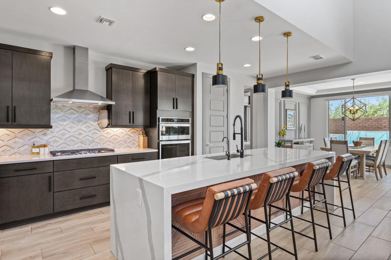 Phoenix, Maricopa, 85050, United States, 5 Bedrooms Bedrooms, ,3 BathroomsBathrooms,Residential,For Sale,2045718
