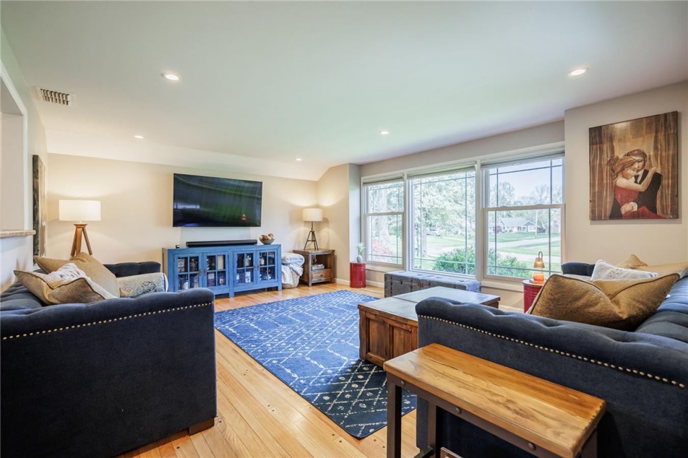 This Cape Cod has a first-floor primary suite. Exceptional craftsmansh – image 13