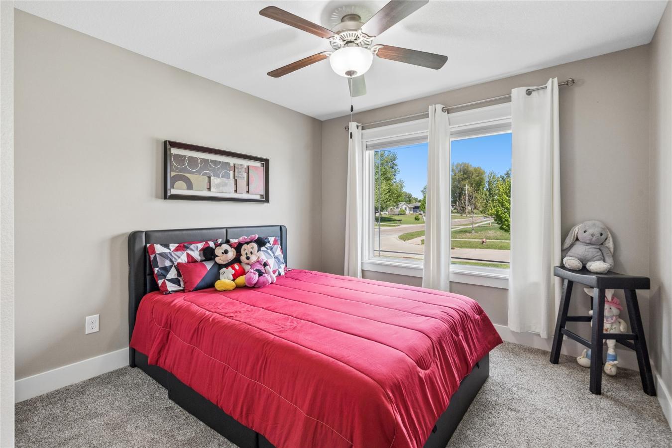 If youve been waiting for newer construction in an established neighbo – image 18