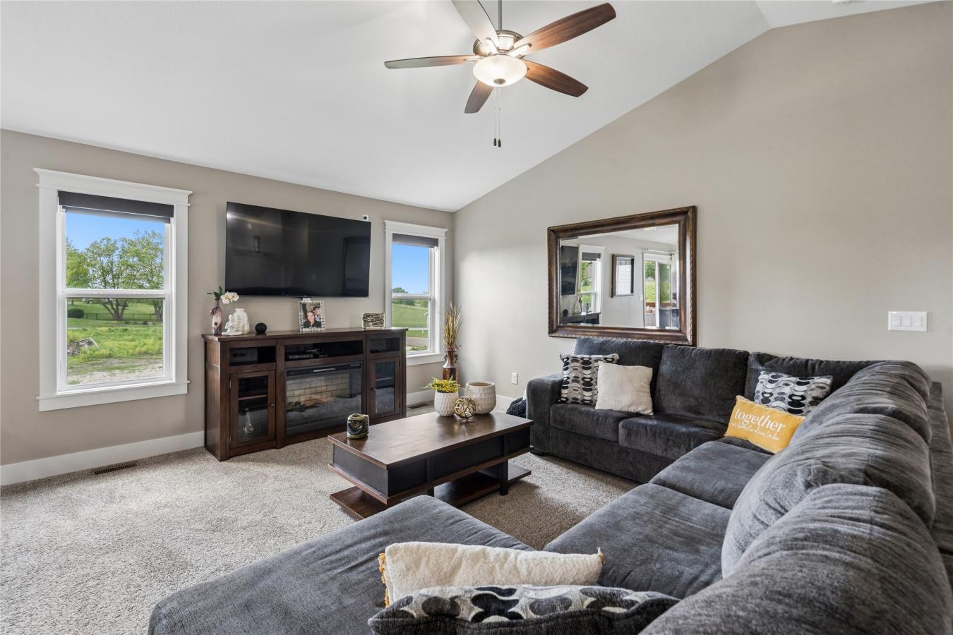 If youve been waiting for newer construction in an established neighbo – image 4