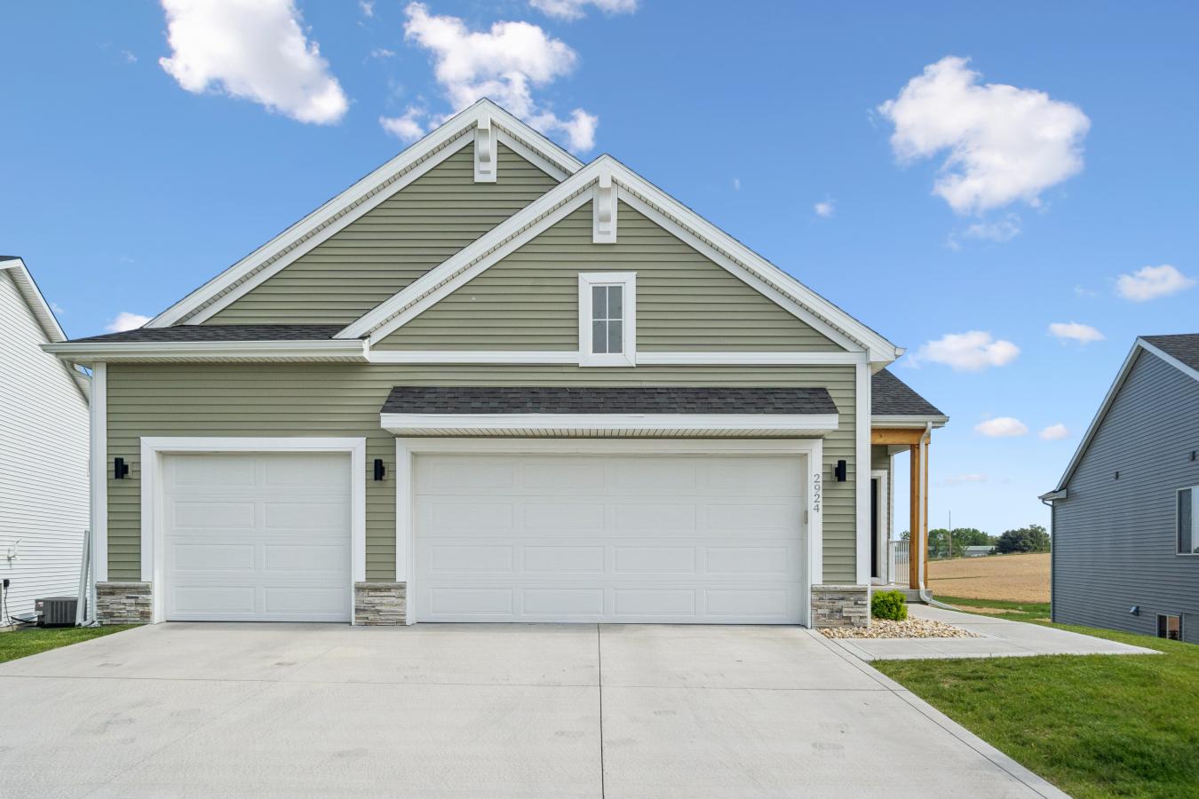 Farmland Views &amp; Designer Finishes Await! This beautiful 4 Br, – image 2