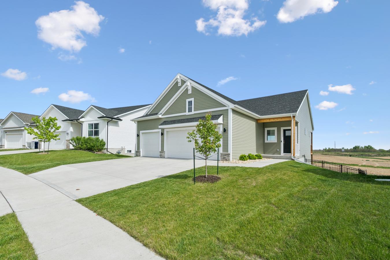 Farmland Views &amp; Designer Finishes Await! This beautiful 4 Br, – image 1