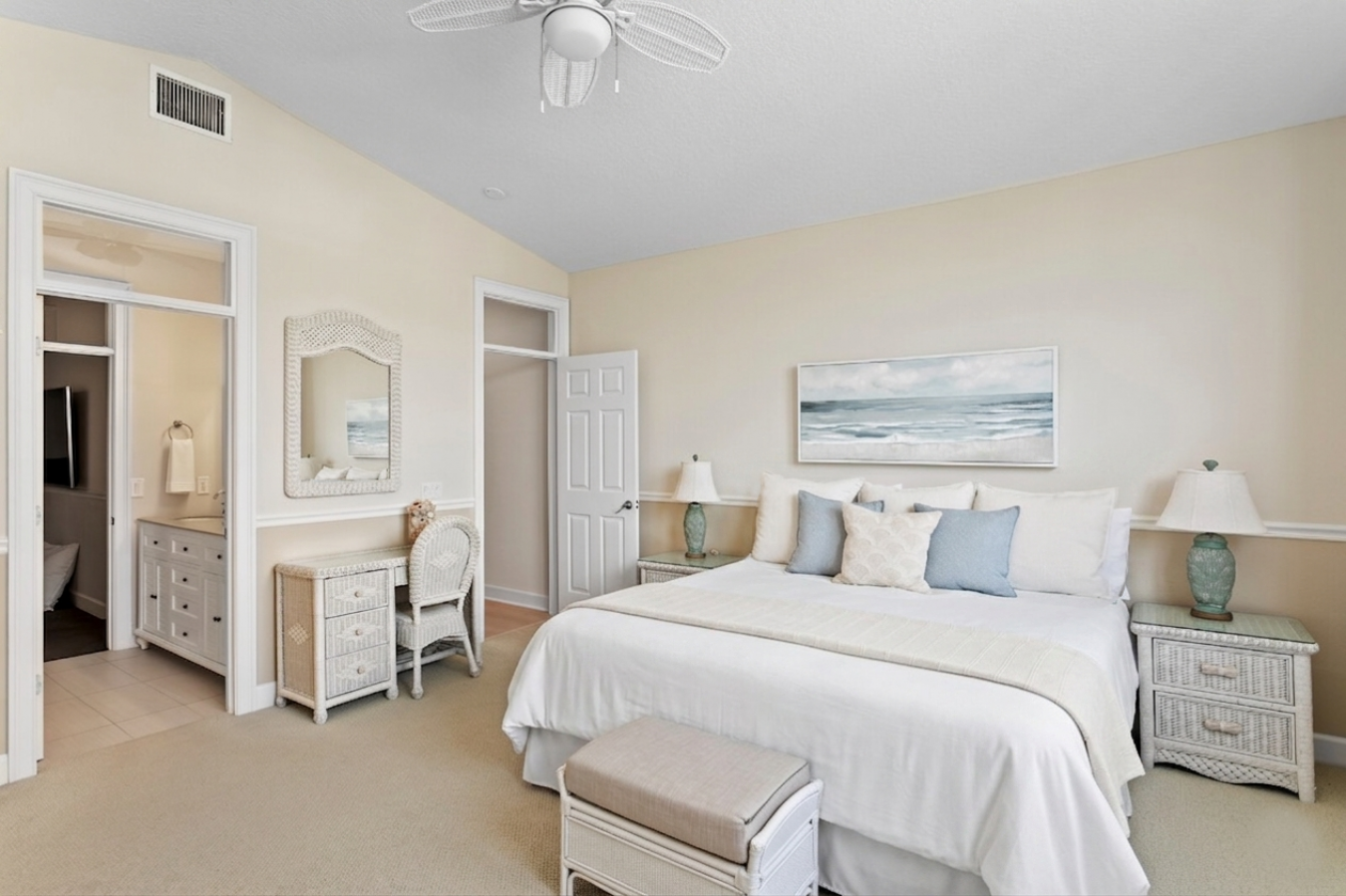 354 Larboard Way, Clearwater Beach, Pinellas, 33767, United States, 3 Bedrooms Bedrooms, ,2 BathroomsBathrooms,Residential,For Sale,354 Larboard Way,226963