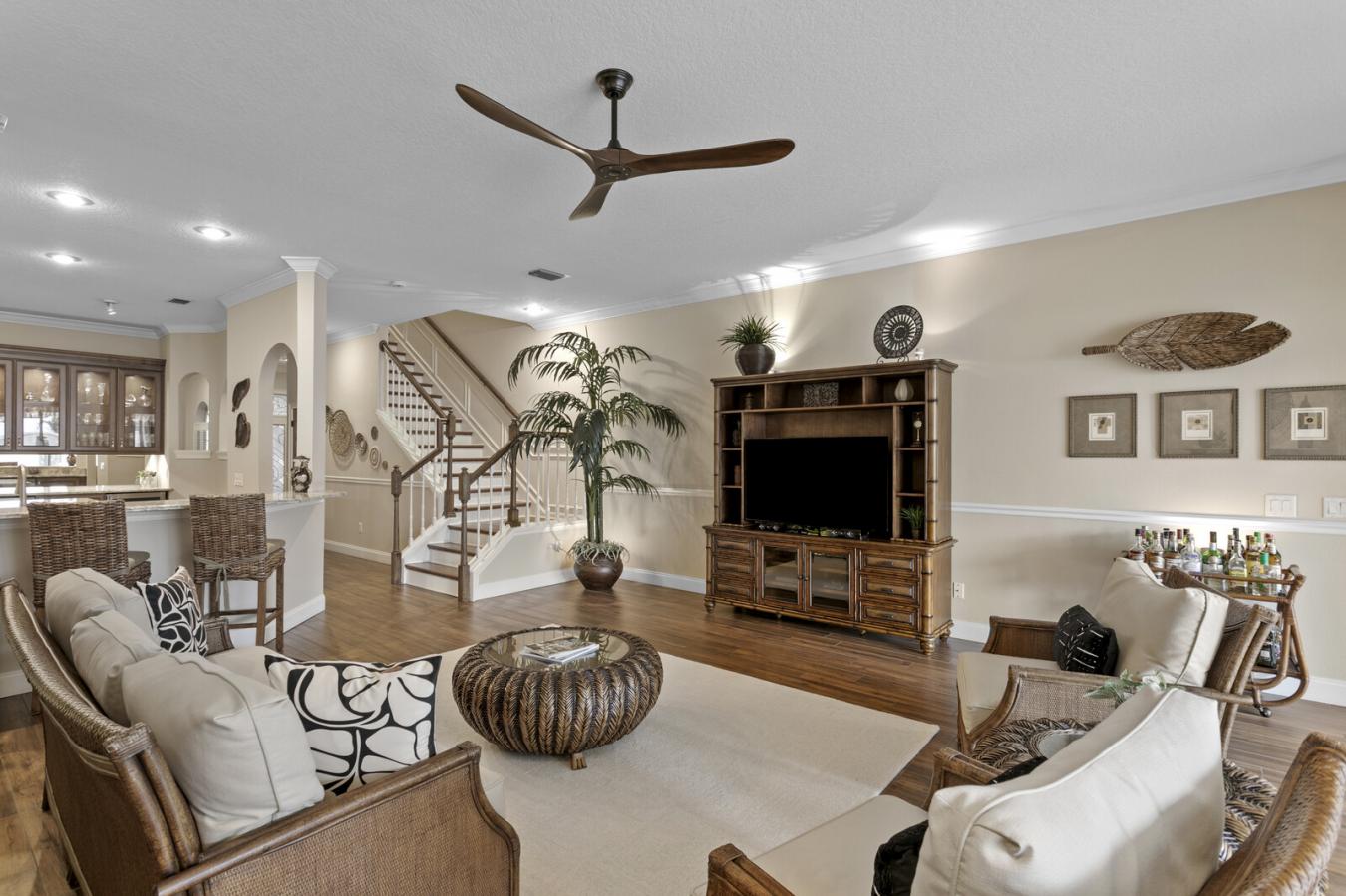 354 Larboard Way, Clearwater Beach, Pinellas, 33767, United States, 3 Bedrooms Bedrooms, ,2 BathroomsBathrooms,Residential,For Sale,354 Larboard Way,226963