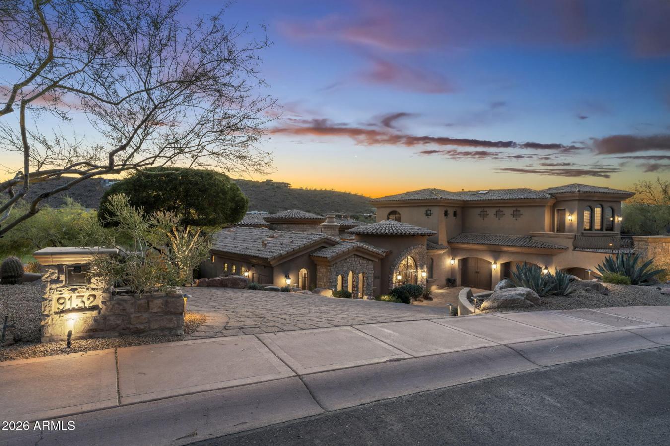 9132 N HORIZON Trail, Fountain Hills, Maricopa, 85268, United States, 3 Bedrooms Bedrooms, ,4 BathroomsBathrooms,Residential,For Sale,9132 N HORIZON Trail,226964