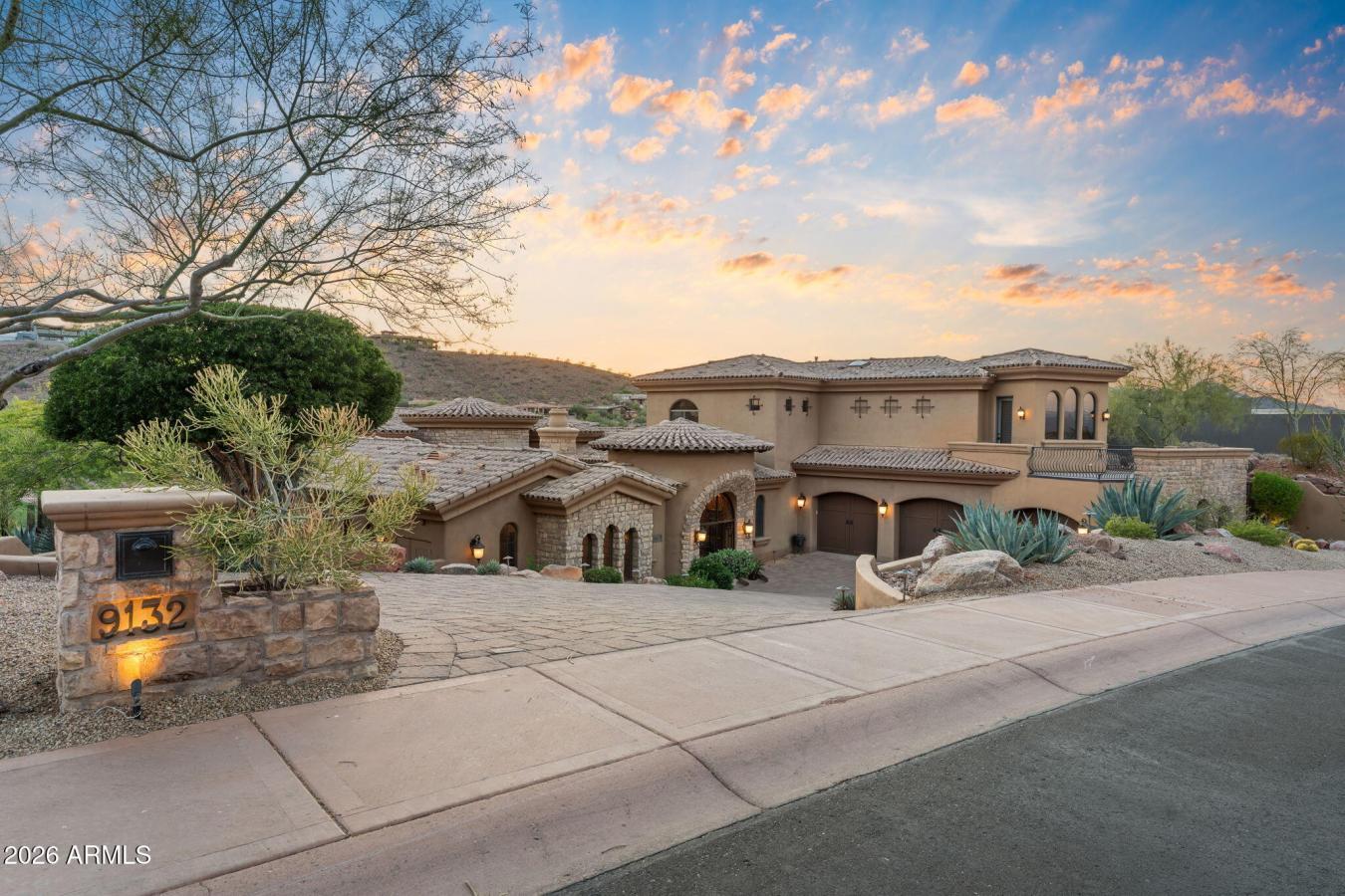 9132 N HORIZON Trail, Fountain Hills, Maricopa, 85268, United States, 3 Bedrooms Bedrooms, ,4 BathroomsBathrooms,Residential,For Sale,9132 N HORIZON Trail,226964