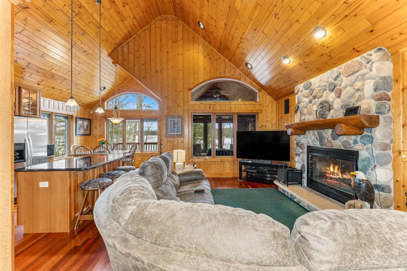 3287 Knotty Pine Trail, Eagle River, Vilas, 54521, United States, 4 Bedrooms Bedrooms, ,3 BathroomsBathrooms,Residential,For Sale,3287 Knotty Pine Trail,226996