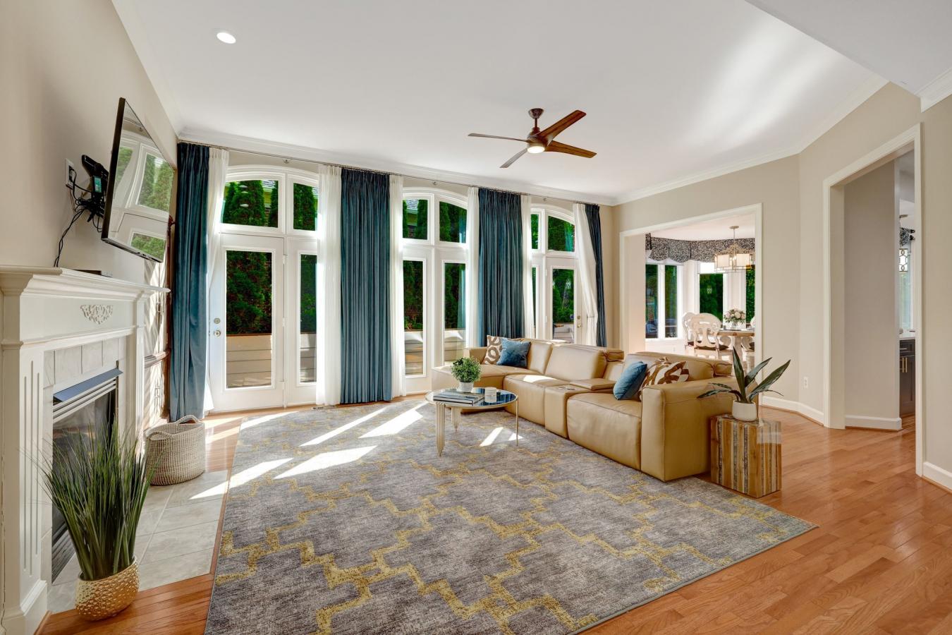 Reston, Virginia, 20194, United States, 5 Bedrooms Bedrooms, ,4 BathroomsBathrooms,Residential,For Sale,2049935