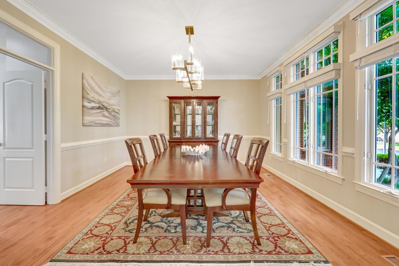 Reston, Virginia, 20194, United States, 5 Bedrooms Bedrooms, ,4 BathroomsBathrooms,Residential,For Sale,2049935