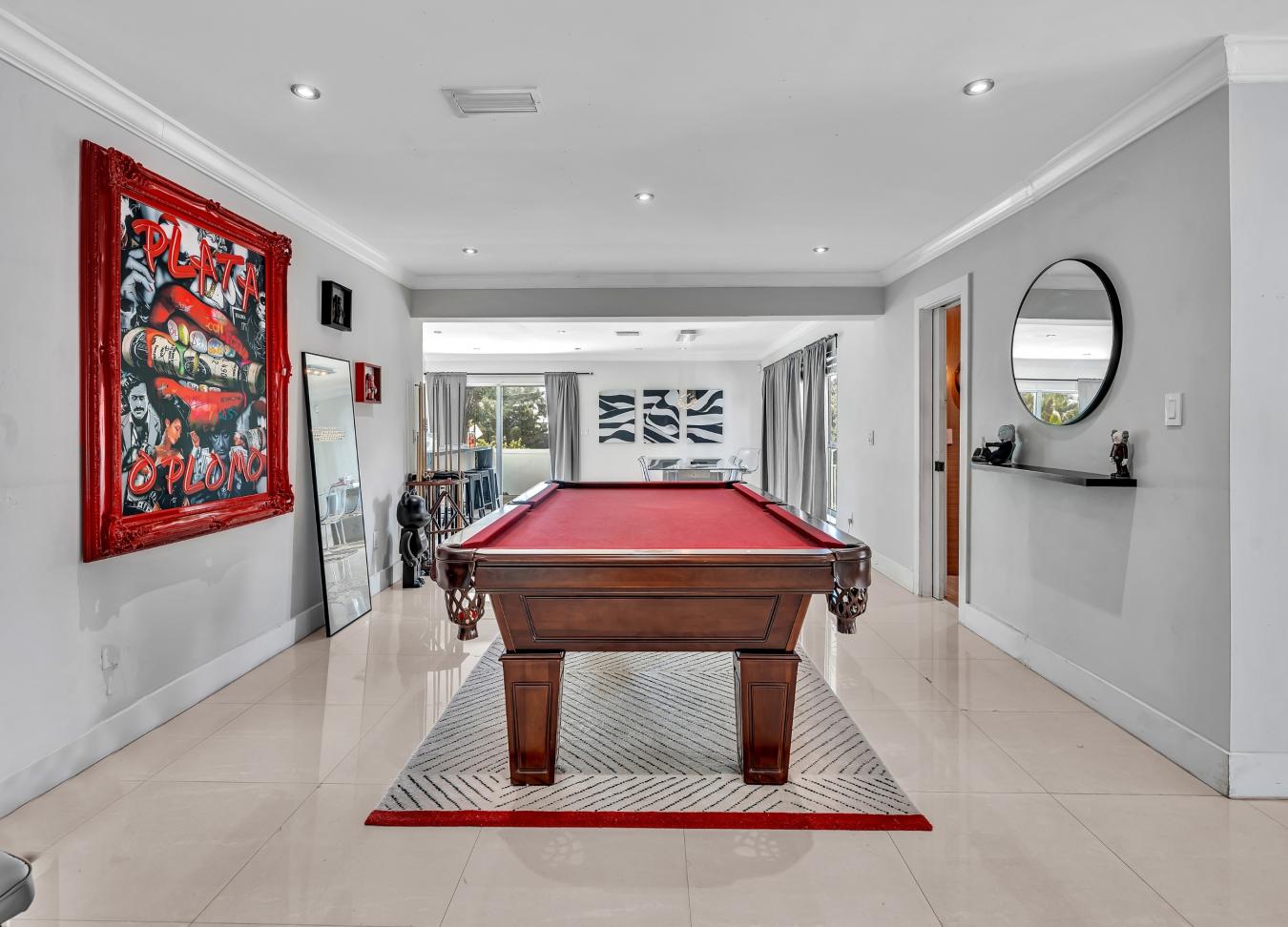 North Miami, Florida, 33181, United States, 5 Bedrooms Bedrooms, ,3 BathroomsBathrooms,Residential,For Sale,2049931