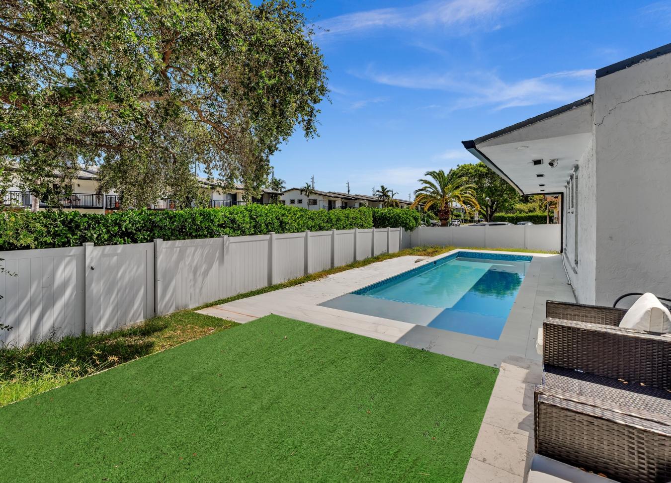 North Miami, Florida, 33181, United States, 5 Bedrooms Bedrooms, ,3 BathroomsBathrooms,Residential,For Sale,2049931