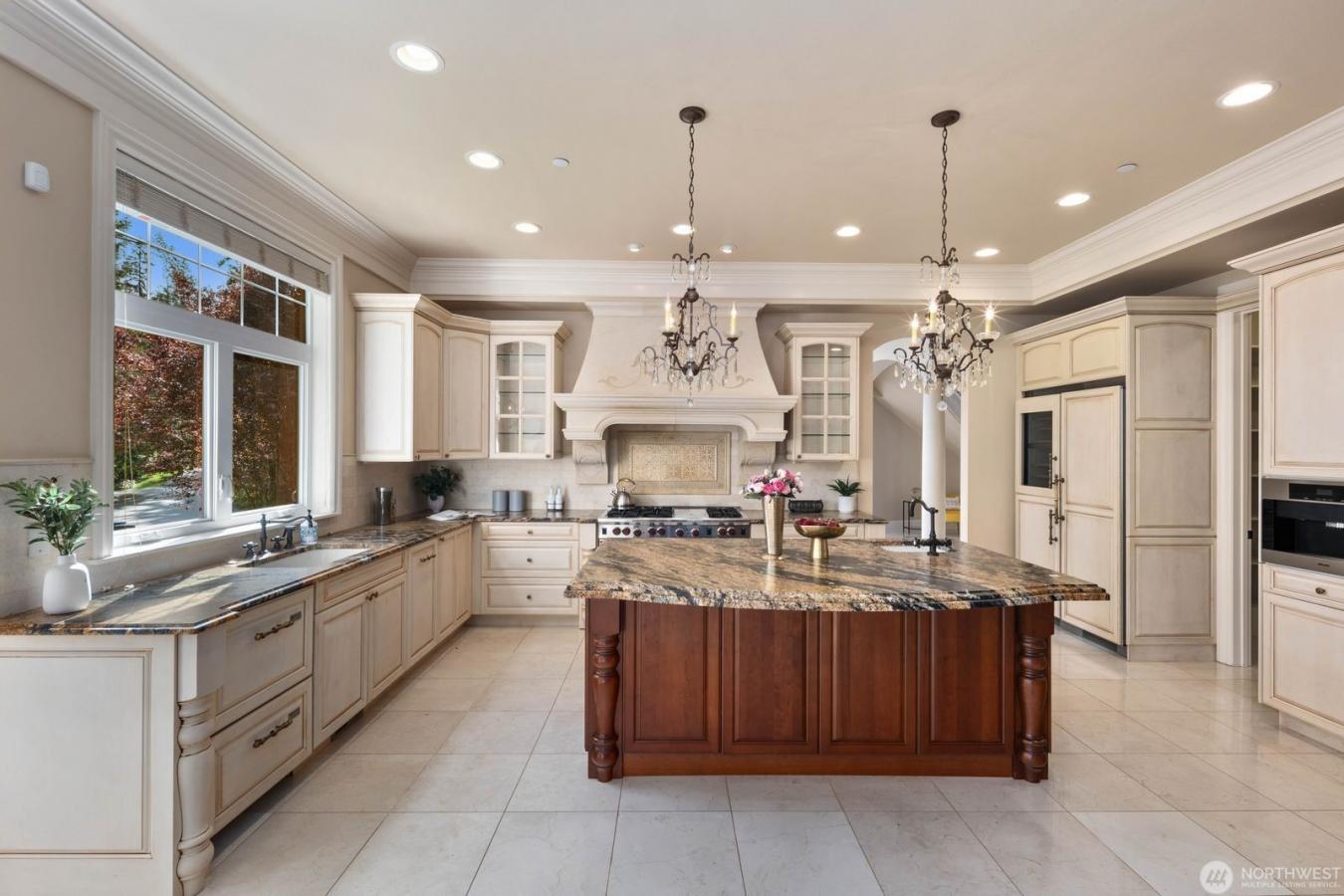 Sammamish, King, 98075, United States, 5 Bedrooms Bedrooms, ,5 BathroomsBathrooms,Residential,For Sale,2049928