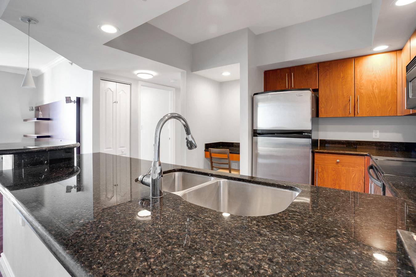Fort Lauderdale, Broward, 33301, United States, 2 Bedrooms Bedrooms, ,2 BathroomsBathrooms,Residential,For Sale,2049927