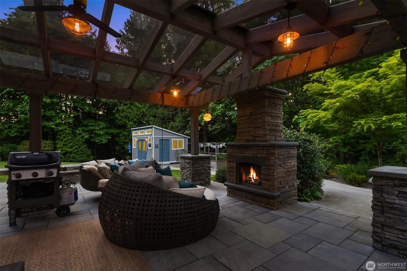 Woodinville, King, 98077, United States, 4 Bedrooms Bedrooms, ,3 BathroomsBathrooms,Residential,For Sale,2049926