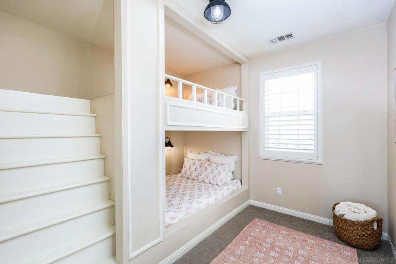 San Diego, San Diego, 92127, United States, 4 Bedrooms Bedrooms, ,3 BathroomsBathrooms,Residential,For Sale,2049922