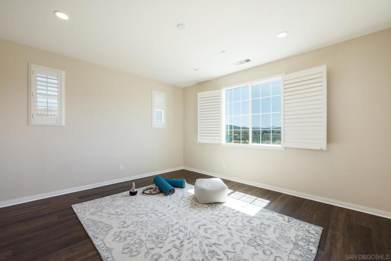 San Diego, San Diego, 92127, United States, 4 Bedrooms Bedrooms, ,3 BathroomsBathrooms,Residential,For Sale,2049922