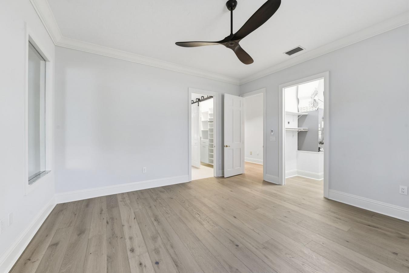 Sarasota, Sarasota, 34240, United States, 5 Bedrooms Bedrooms, ,6 BathroomsBathrooms,Residential,For Sale,2049921