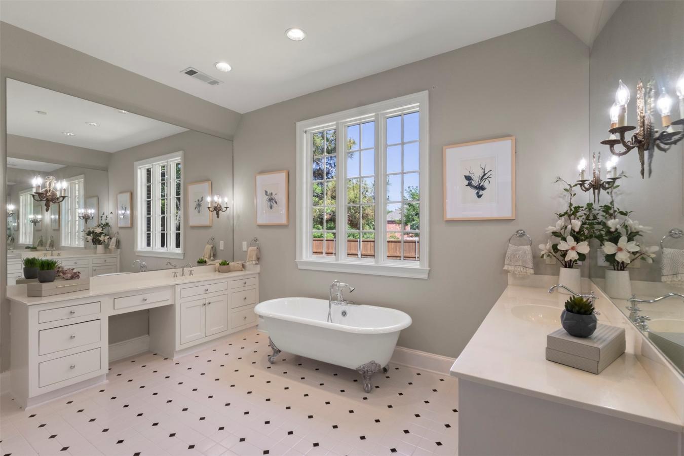 McKinney, Collin, 75072, United States, 4 Bedrooms Bedrooms, ,4 BathroomsBathrooms,Residential,For Sale,2049918
