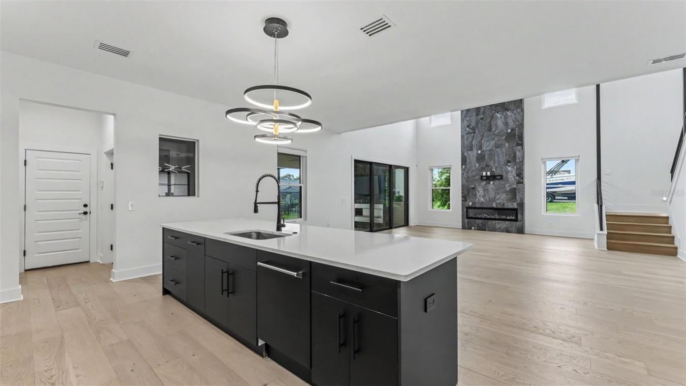Lakeland, Polk, 33812, United States, 4 Bedrooms Bedrooms, ,3 BathroomsBathrooms,Residential,For Sale,2049917