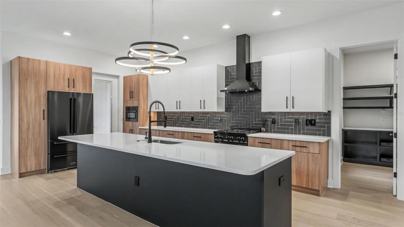 Lakeland, Polk, 33812, United States, 4 Bedrooms Bedrooms, ,3 BathroomsBathrooms,Residential,For Sale,2049917
