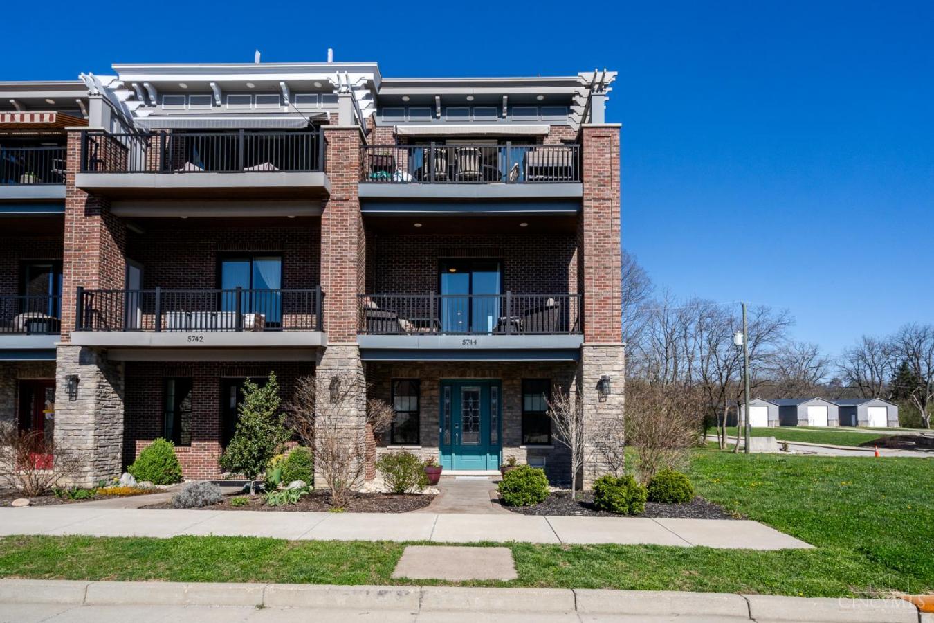 Cincinnati, Hamilton, 45230, United States, 3 Bedrooms Bedrooms, ,3 BathroomsBathrooms,Residential,For Sale,2049916