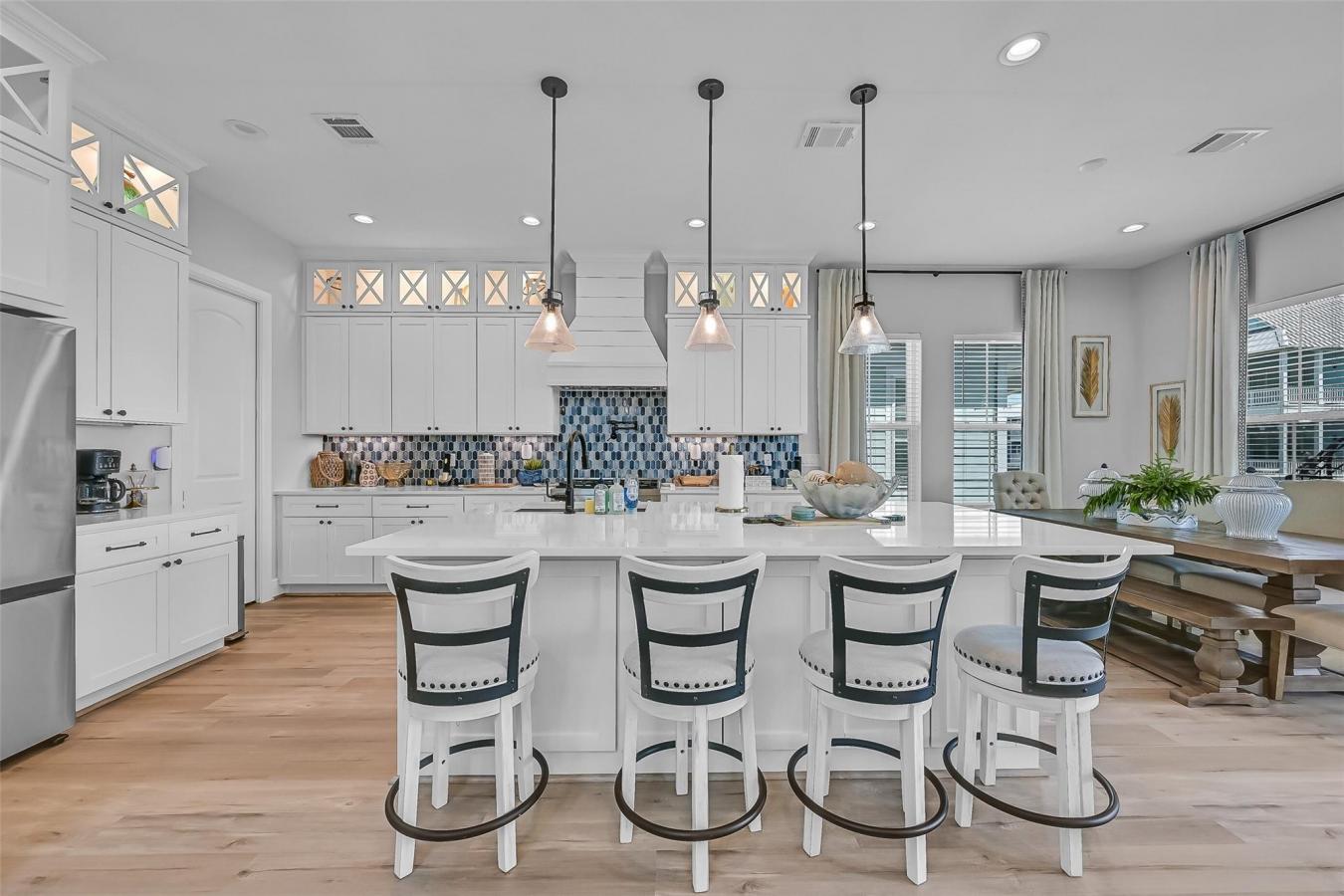 Galveston, Galveston, 77554, United States, 4 Bedrooms Bedrooms, ,4 BathroomsBathrooms,Residential,For Sale,2049915