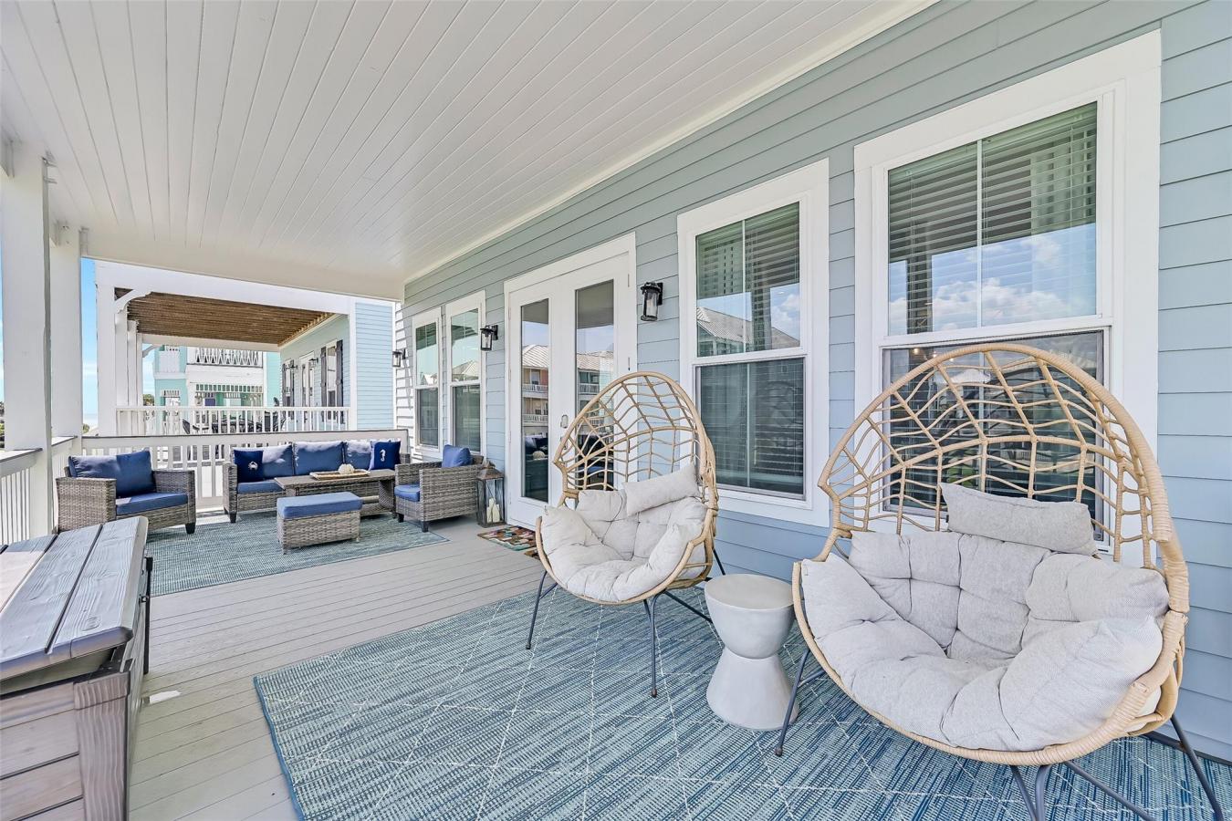 Galveston, Galveston, 77554, United States, 4 Bedrooms Bedrooms, ,4 BathroomsBathrooms,Residential,For Sale,2049915