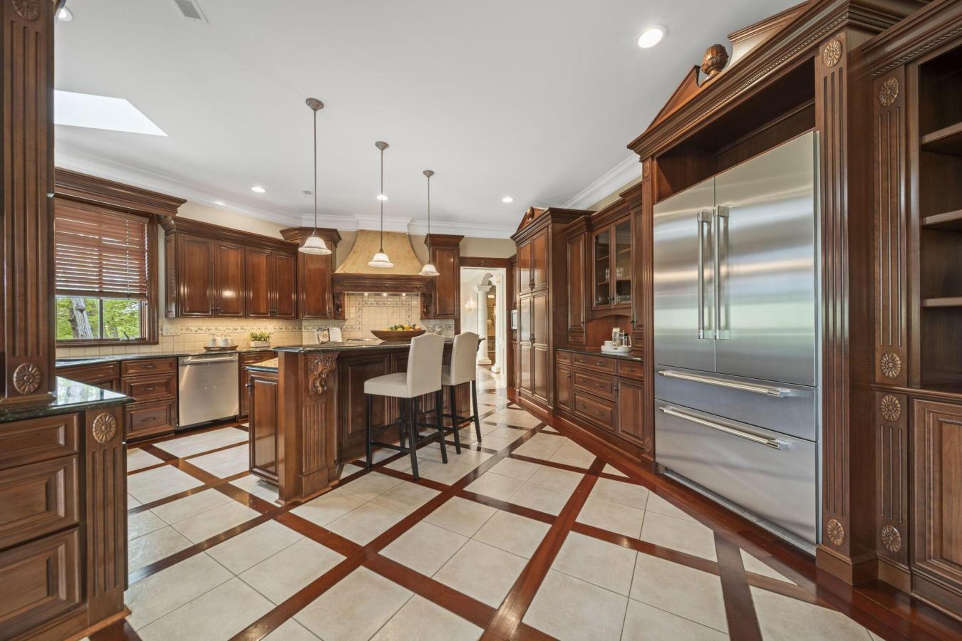Powell, Delaware, 43065, United States, 6 Bedrooms Bedrooms, ,6 BathroomsBathrooms,Residential,For Sale,2049914
