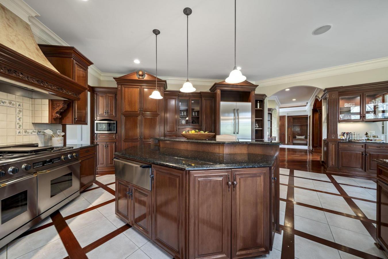 Powell, Delaware, 43065, United States, 6 Bedrooms Bedrooms, ,6 BathroomsBathrooms,Residential,For Sale,2049914