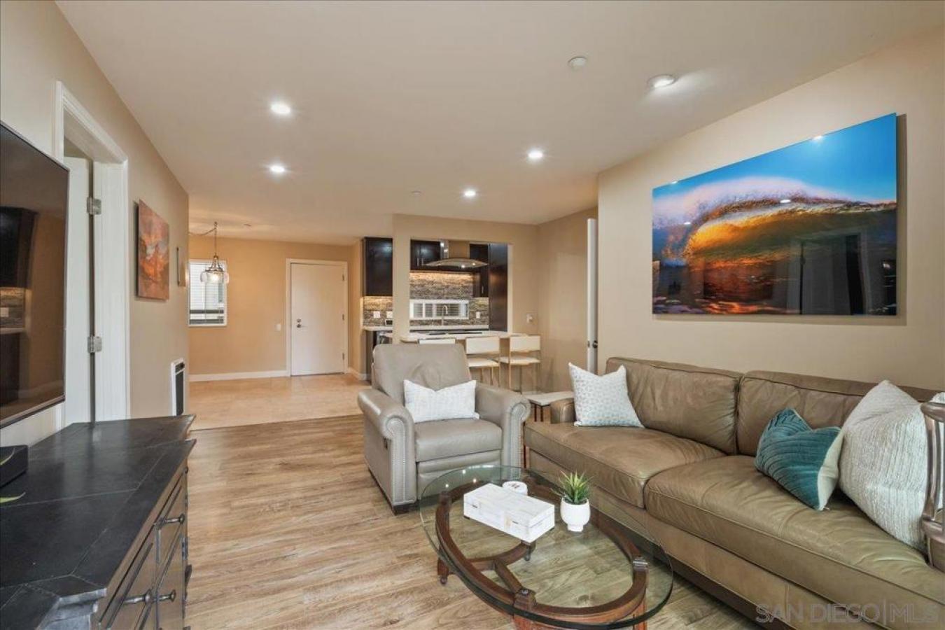 San Diego, San Diego, 92109, United States, 2 Bedrooms Bedrooms, ,2 BathroomsBathrooms,Residential,For Sale,2049913